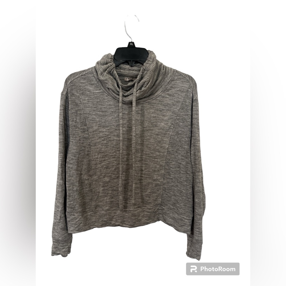 LIKE NEW Athleta Women’s Cowl Neck Sweatshirt - Marl Grey Heather - Size: MP - Picture 4 of 9